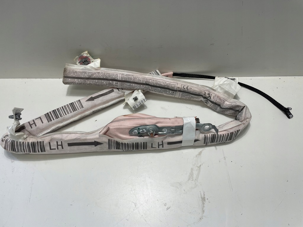 фото №1, Шторка безопасности левая оригинал citroen c3 iii 1.6 blue hdi