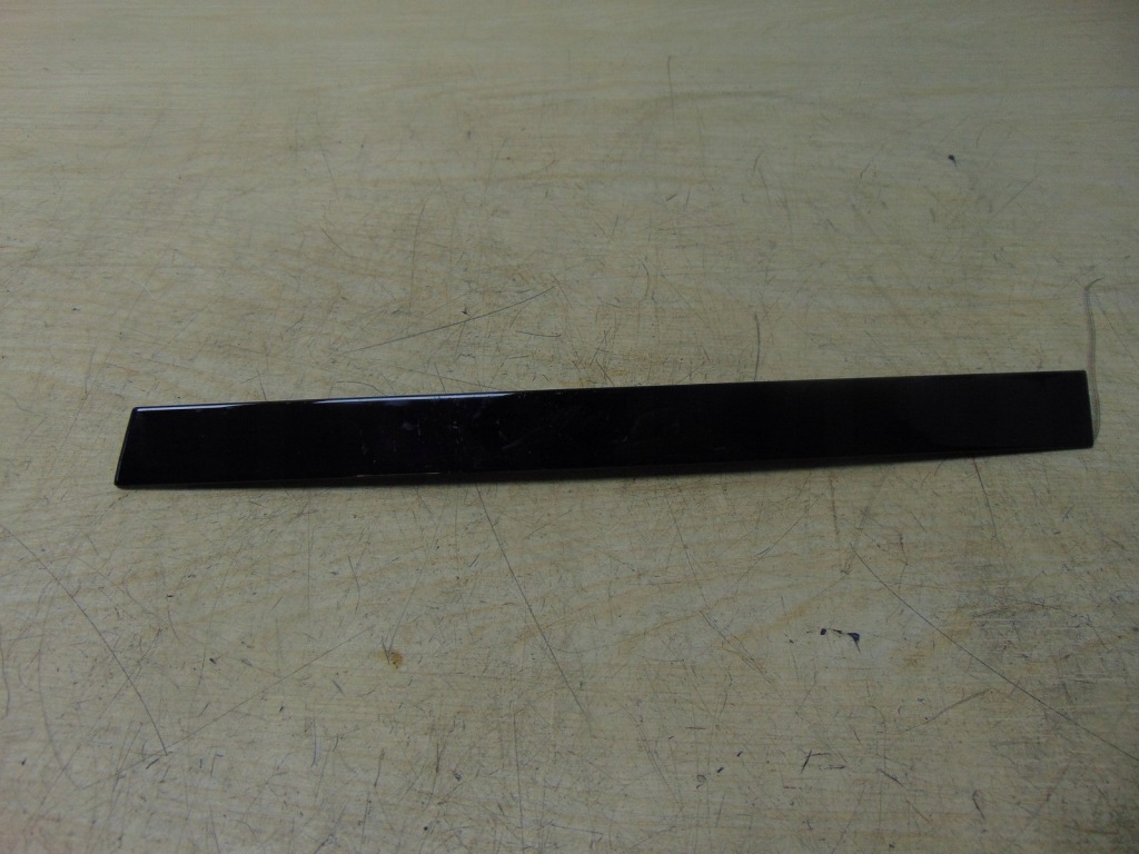 фото №1, Молдинг дверь защита mercedes w213 a2137300119