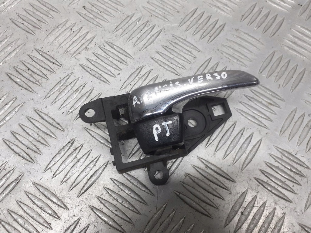 фото №1, Ручка правая задняя внутренняя toyota avensis verso