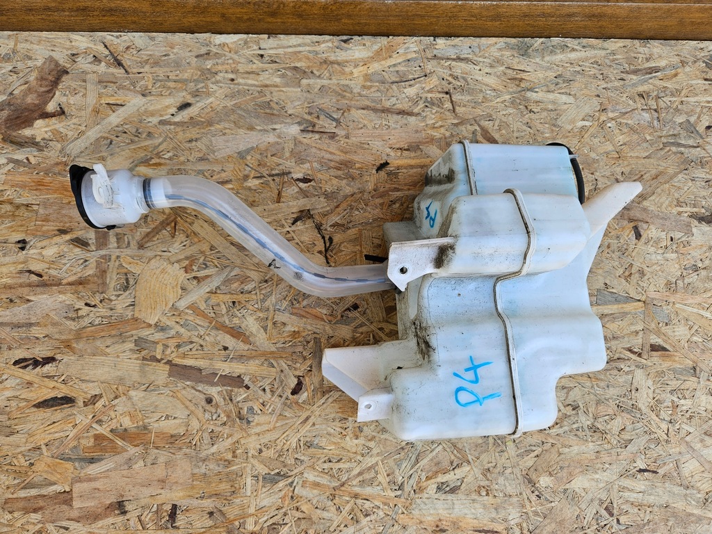 фото №6, Toyota prius iv 16- бачок омывателя