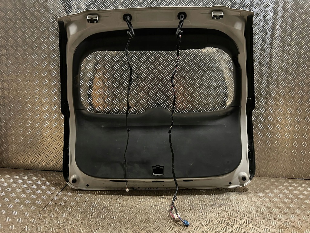 фото №8, Mitsubishi outlander 2018 задня кришка багажника багажника