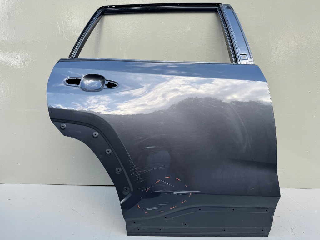 фото №1, Toyota rav4 v 5 18r- двері праве задні правий задня