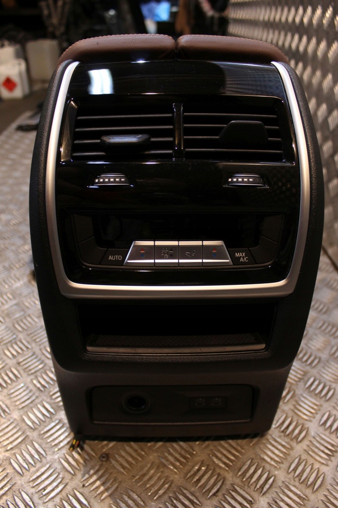 фото №16, Bmw x5 g05 sport обивка сиденья заднее сиденье обшивки