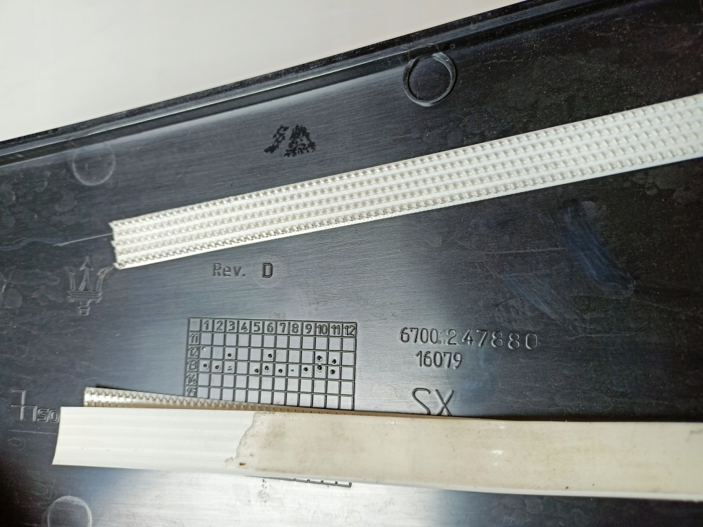 фото №2, Ghibli 14+ молдинг дверь защита стойка левая