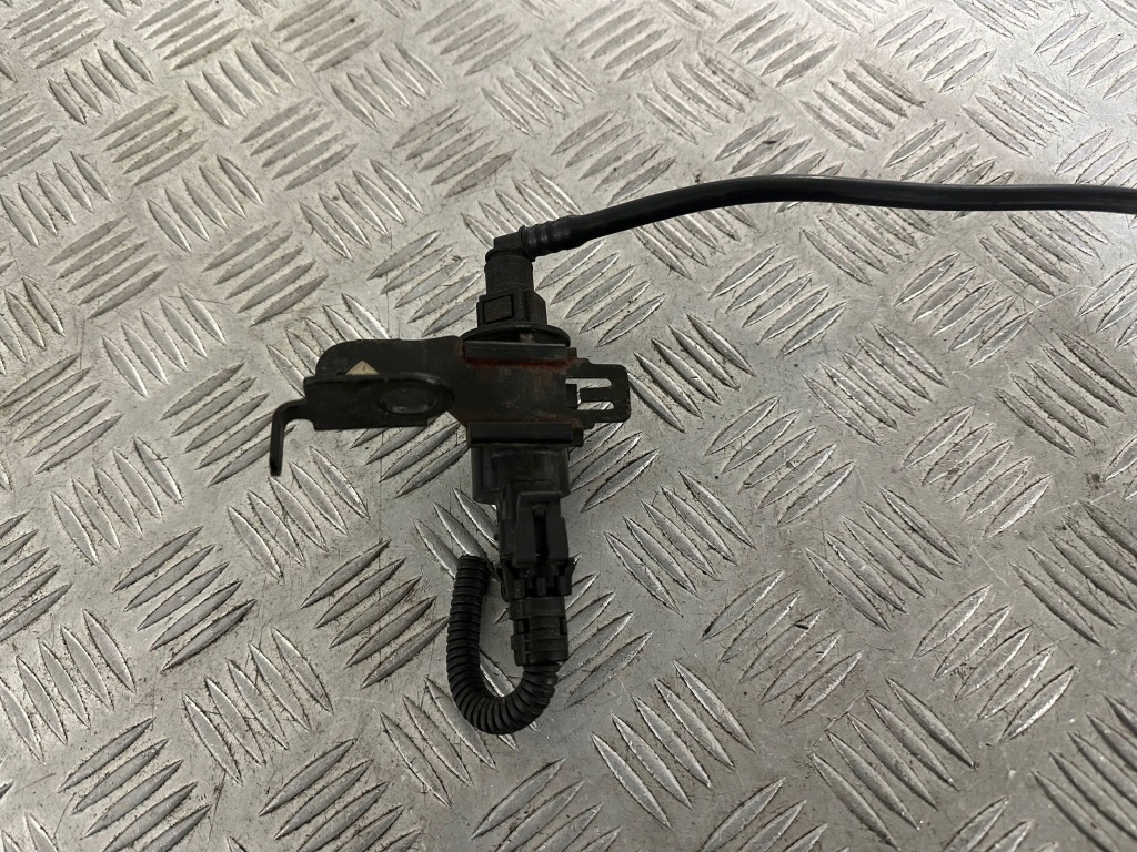 Mini cooper r50 1.6 16v клапан вакууму 1997278 Недорого