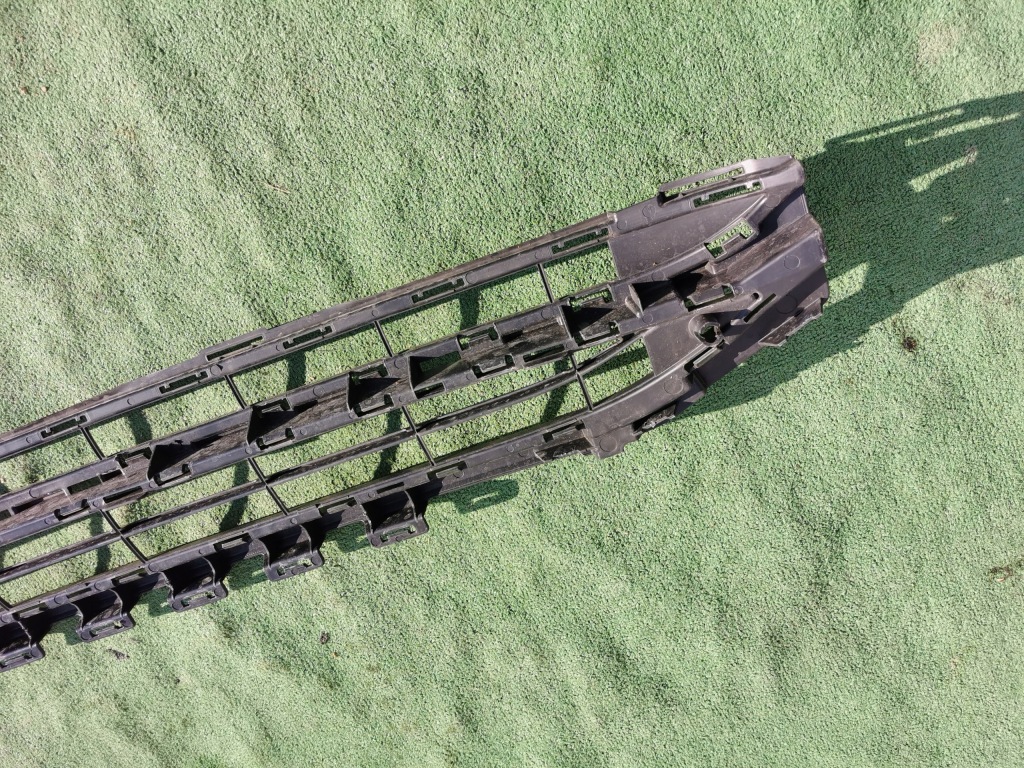 фото №14, Решітка середня бампера перед передній mercedes eqa eba amg w243 21-