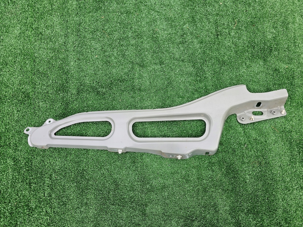 фото №1, Кронштейн крыла левая перед renault scenic iv