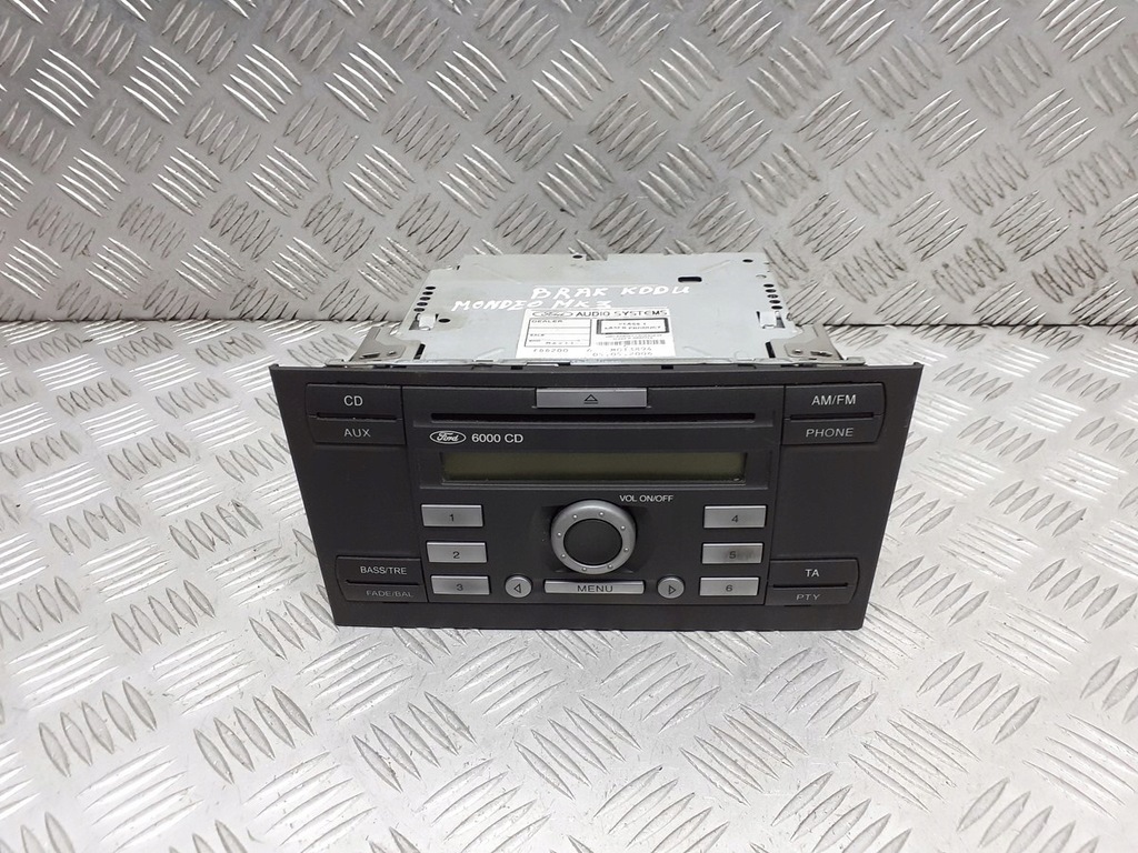 фото №1, Радио заводской cd ford mondeo mk3