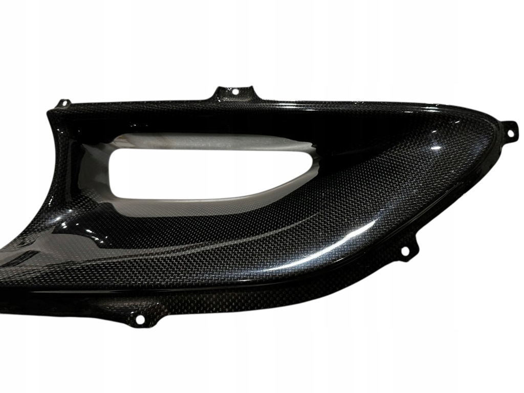 Ferrari 488 карбон защита лампы бампера задний  86937600 86937700 Цена