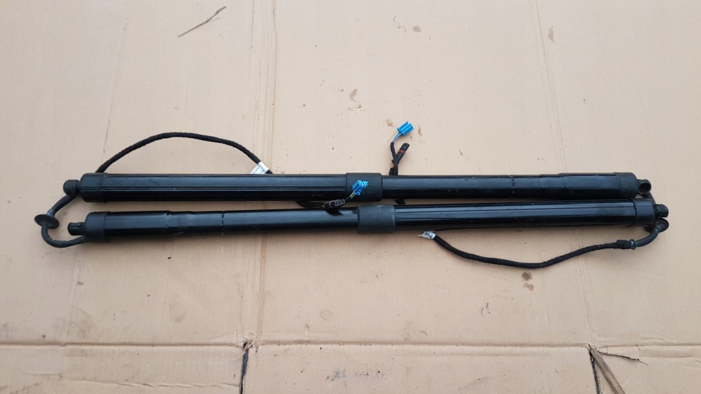 фото №1, Porsche panamera привод крышки