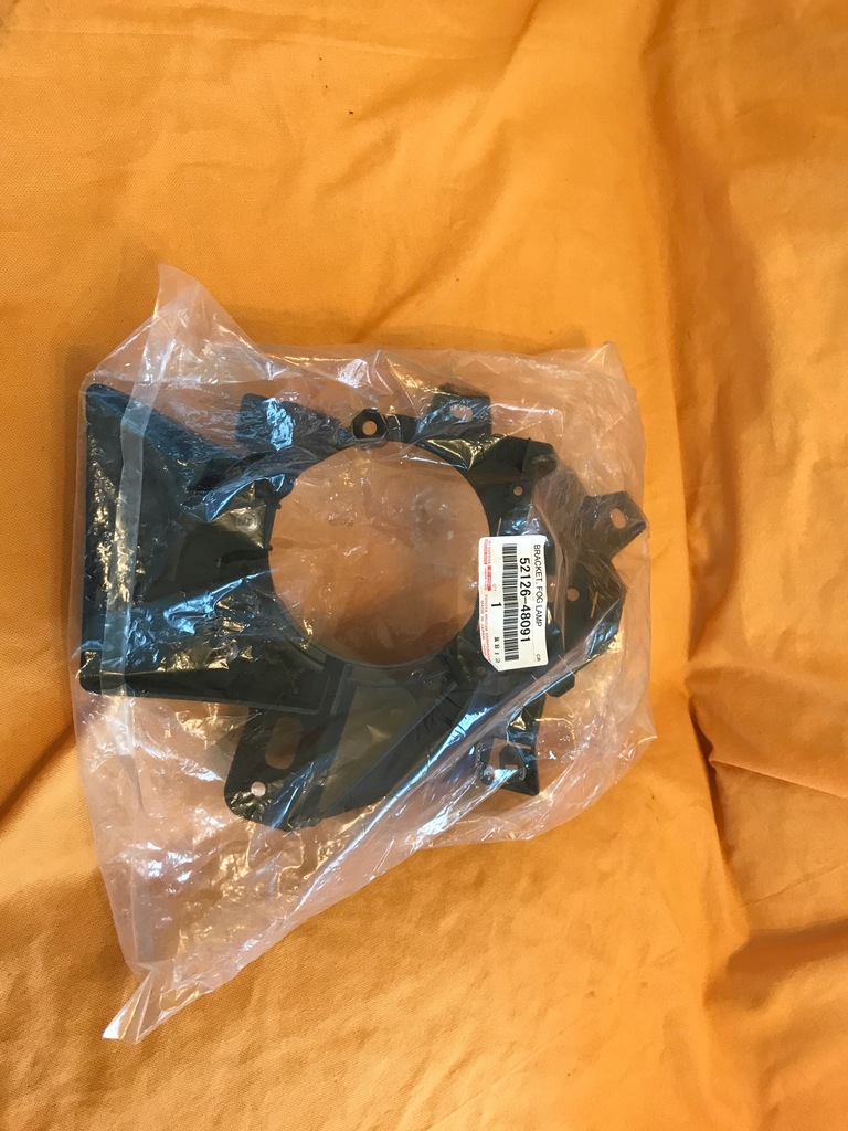 фото №4, Направляющая lexus rx кронштейн противотуманная фара l перед org nowe