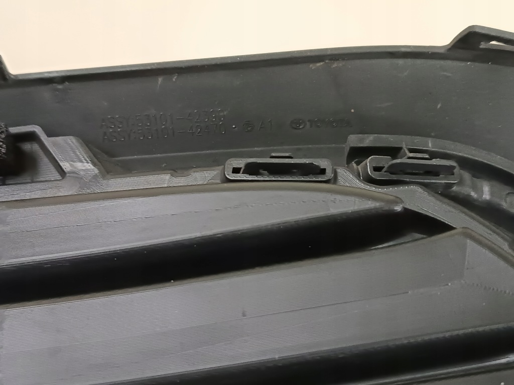 фото №11, Toyota bz4x bz 4x спойлер решётка нижняя хром w бампер перед передний