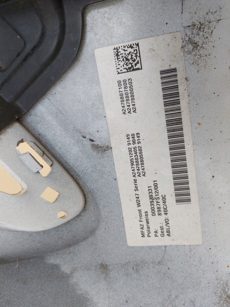 фото №7, Mercedes b klasa 247 бампер перед 2478855300 оригинал