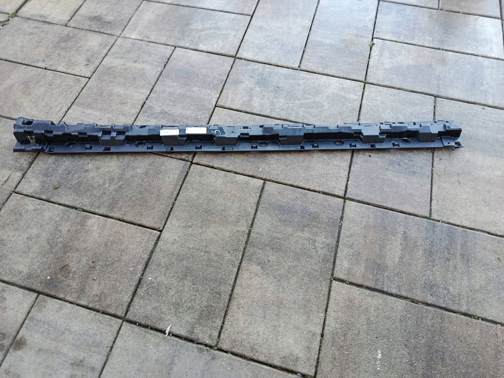 фото №10, Направляющая кронштейн молдинг порог порог правая bmw x5 g05 7425460