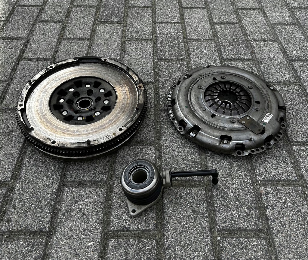 фото №1, Сцепление колесо двухмассовый kompl. man tge vw crafter ii 2.0tdi 04l141015p