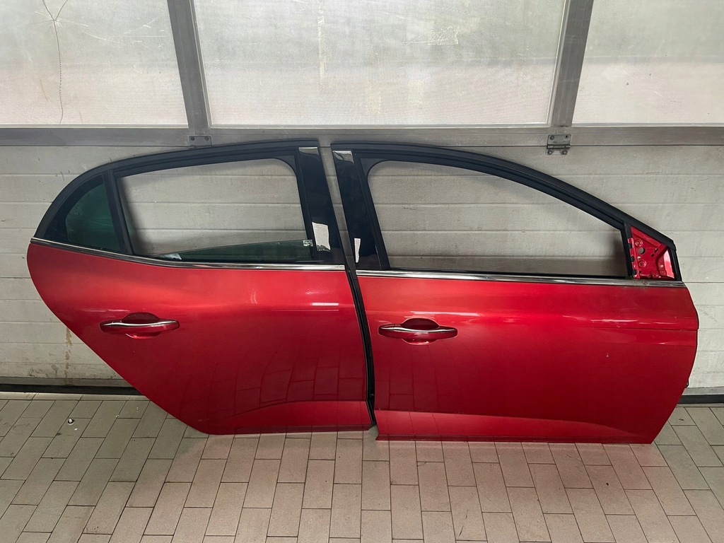 фото №4, Дверь перед задняя renault megane iv tennp