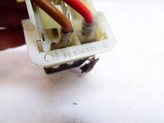 фото №4, Astra ii g 98- резистор вентилятор 1.6 16v