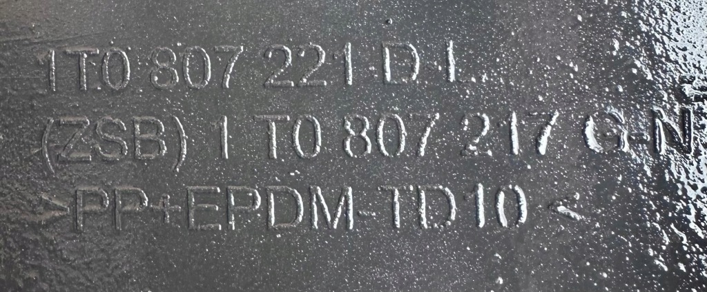 Volkswagen touran 1 06-10 бампер перед передній оригінальний 1t0807221d Доставка