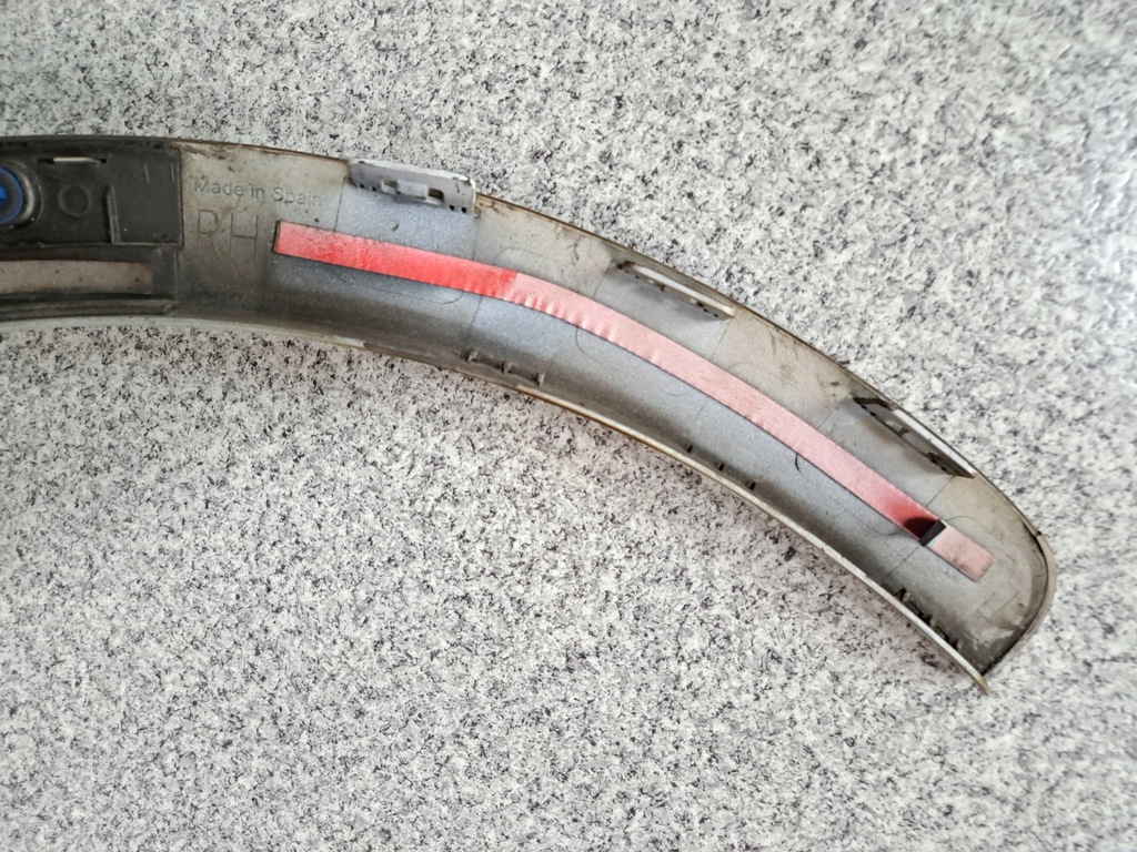 фото №10, Audi q3 молдинг крила задня права 8u0853818a