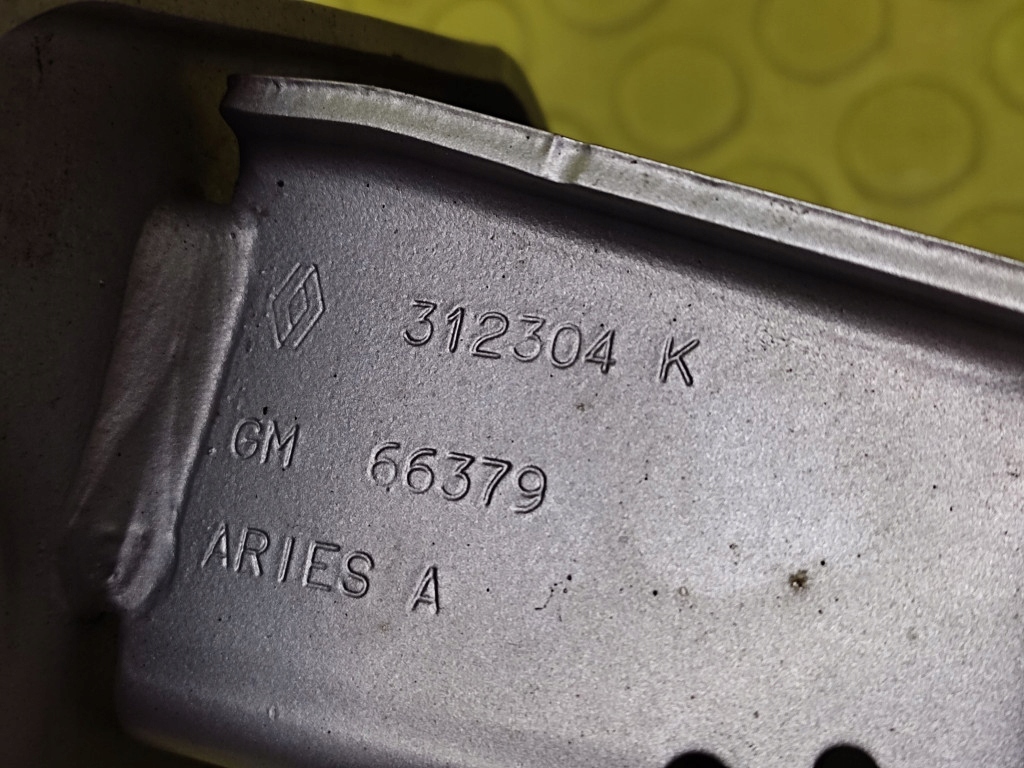 фото №6, Opel vivaro петля двері лівий задня