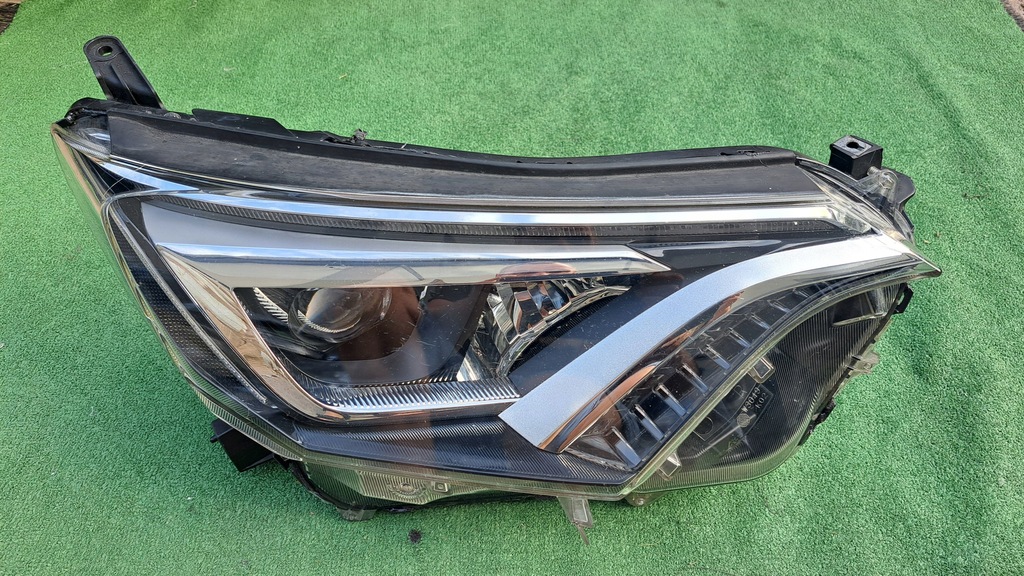 фото №1, Toyota rav4 full led лампа передняя 15-18r.