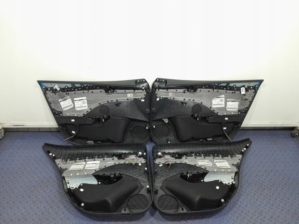 фото №10, Skoda octavia iv hb 5d сидіння заднє сидіння салон комплект eu