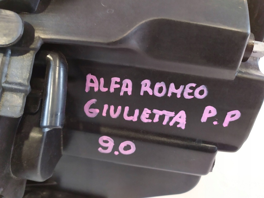 Фара правый  передок  alfa romeo giulietta Недорого