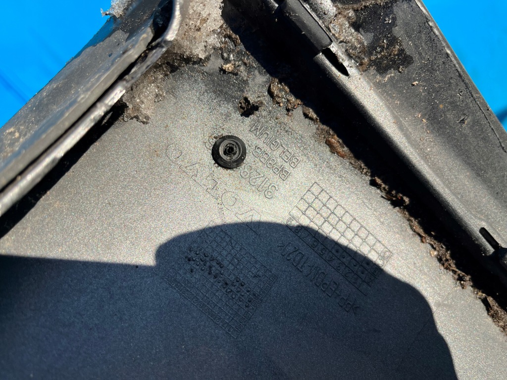 Volvo v40 r design бампер задняя задний Доставка