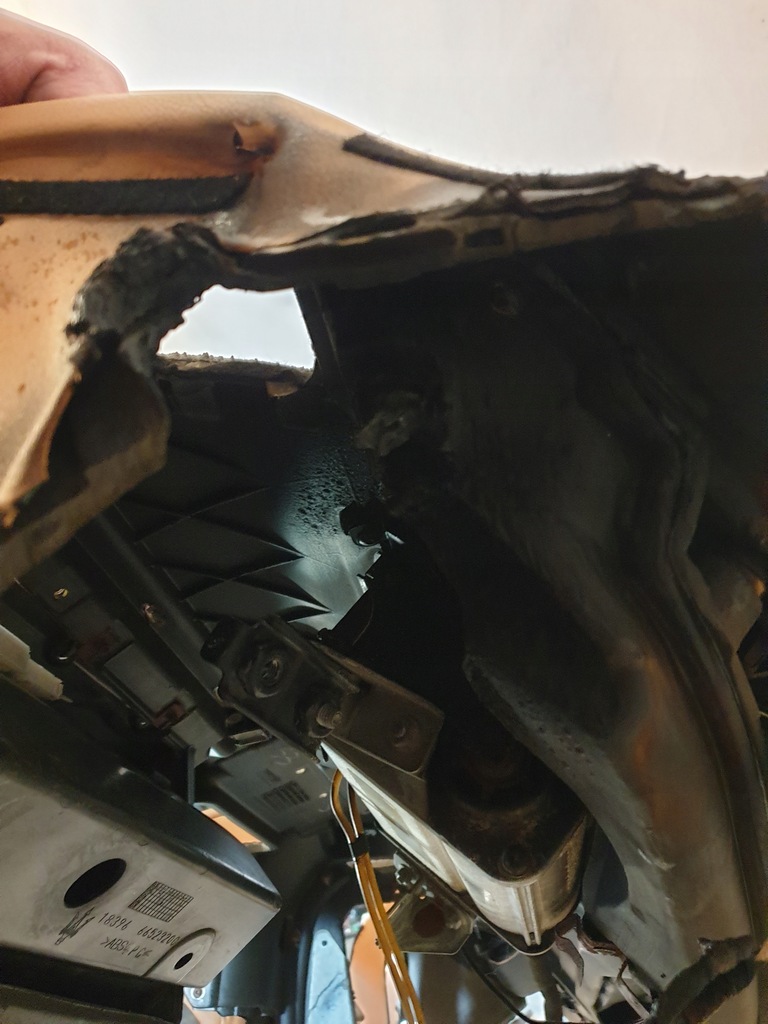 фото №7, Приборная панель приборная maserati quattroporte кожа 2007