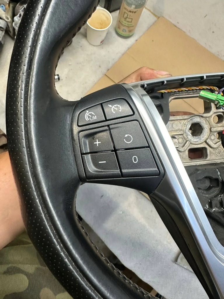 фото №11, Volvo v60 2012 кермо