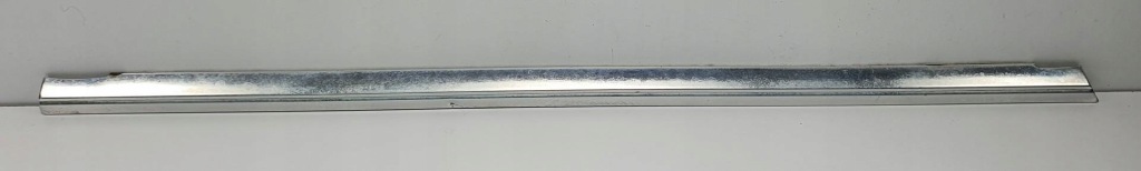 Купить Молдинг декоративная дверь правый перед mercedes w115 w114