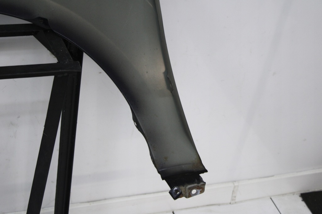 Mitsubishi outlander 2 06r- крыло  правый  перед передний Недорого