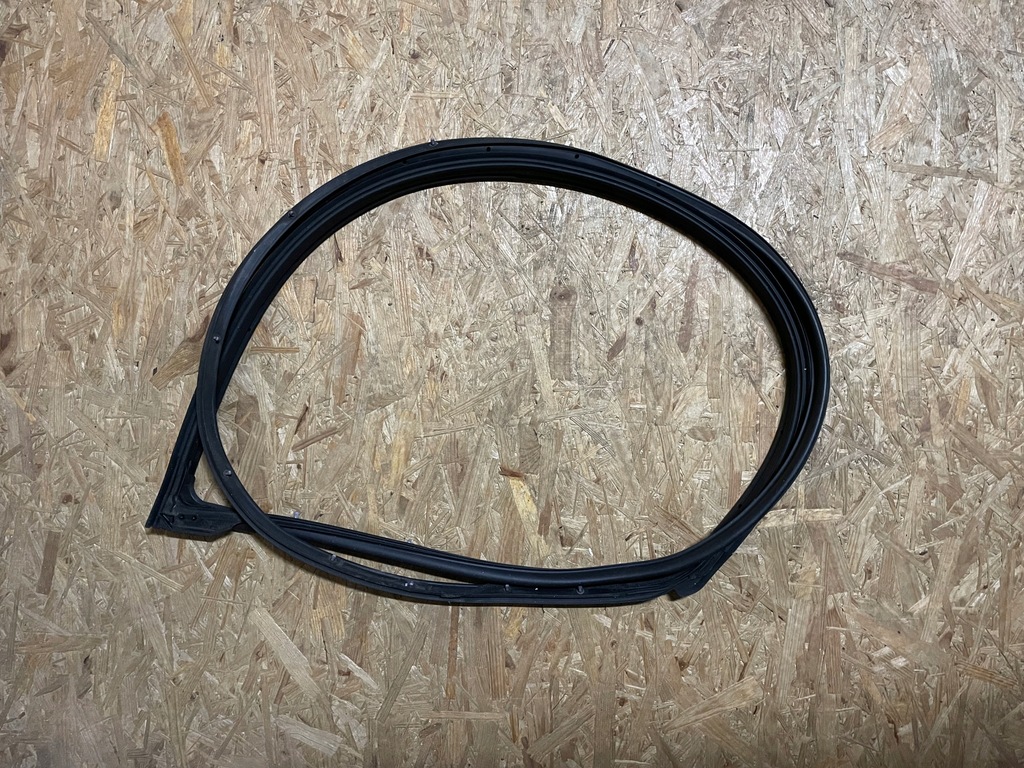 фото №1, Прокладка na дверь правая правый перед передняя mazda 6 ii gh