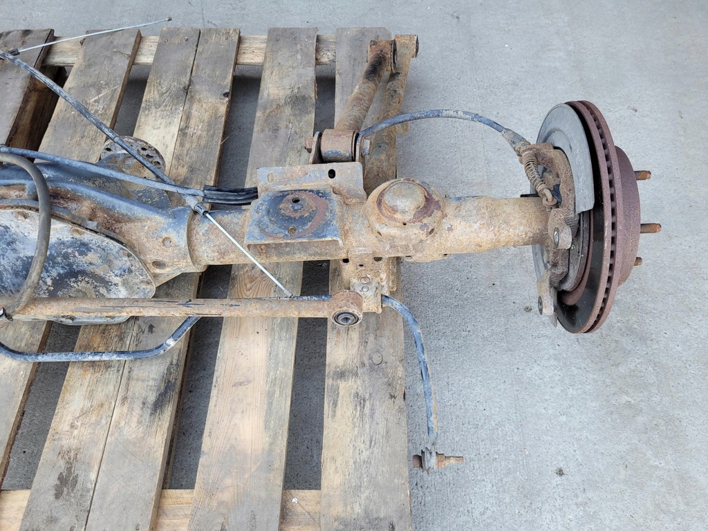 фото №8, Мост задняя задний передаточное число 3.55 дифференциал dodge ram 4 iv 1500 5.7 v8 hemi