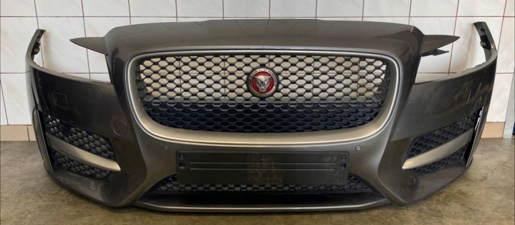 фото №1, Бампер перед передний jaguar xf x260 r-sport 4pdc kompletny оригинальный номер