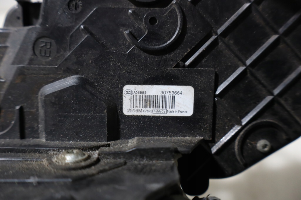 фото №4, Замок правий перед двері volvo v50