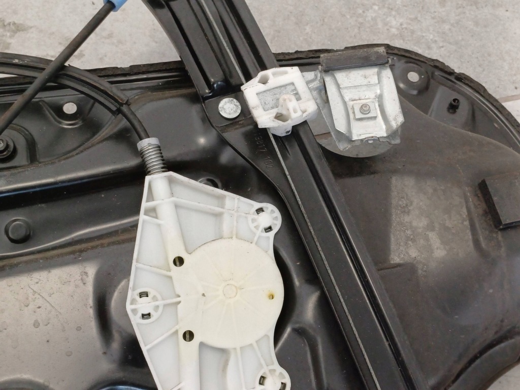 фото №7, Підйомник вікон механічний правий перед vw golf iv 3d 1j3837730n nr18