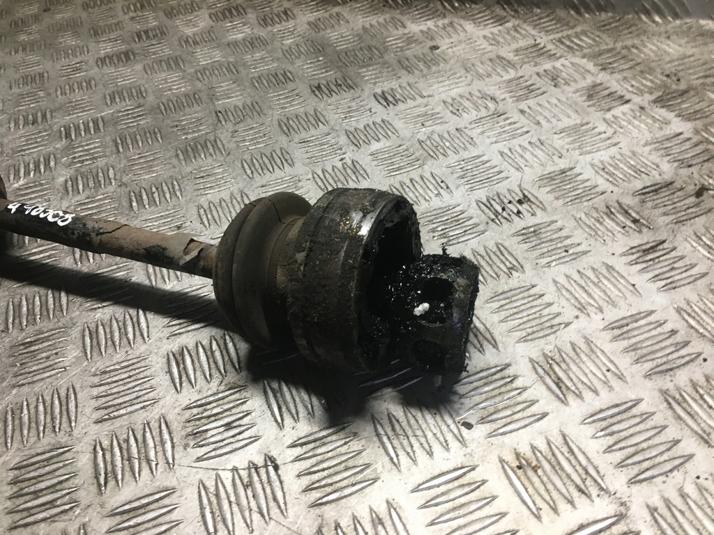 фото №3, Polo ii 1.0 привідний вал права