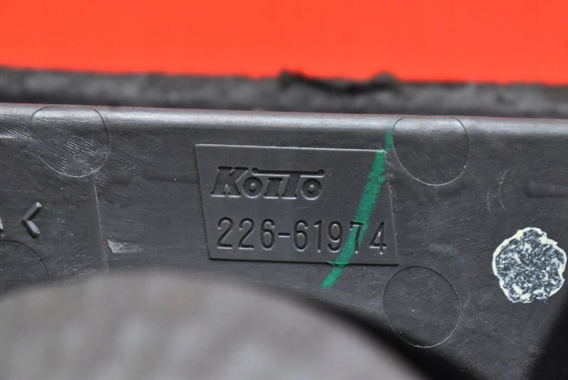 фото №7, Лампа права задня задня 220-61974 mazda 6 1 i gg kombi 02-05