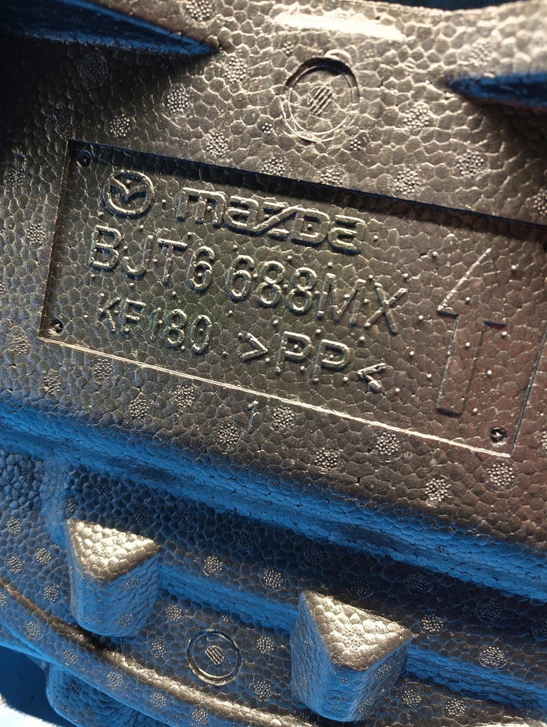 фото №5, Пінополістирол багажника набір ремонтний вушко mazda 3 iii bm hb 13-19r.