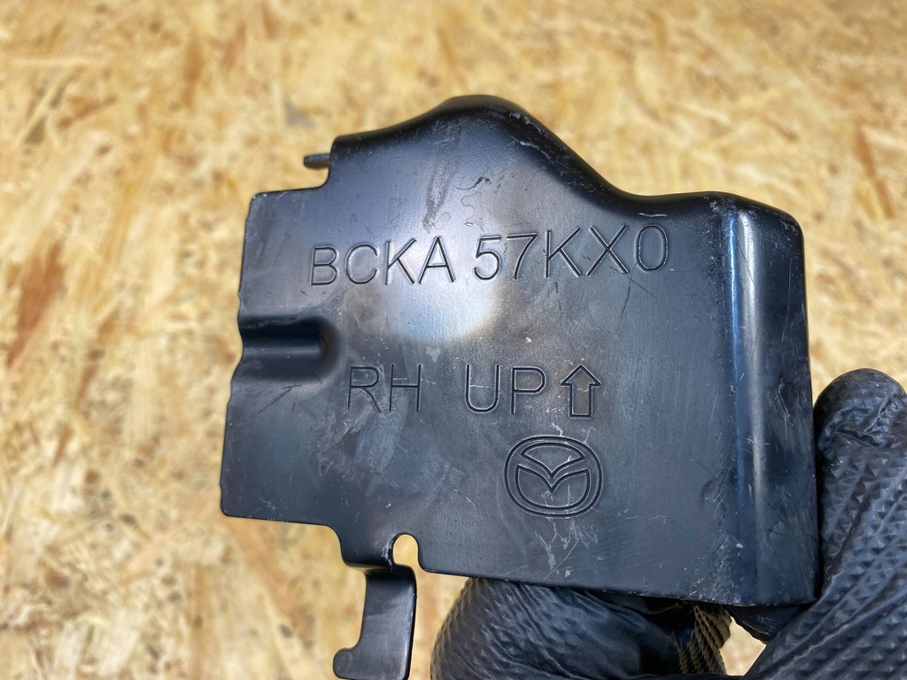 фото №9, Кронштейн защита датчика удара ударный mazda mx30 bcka57kx0