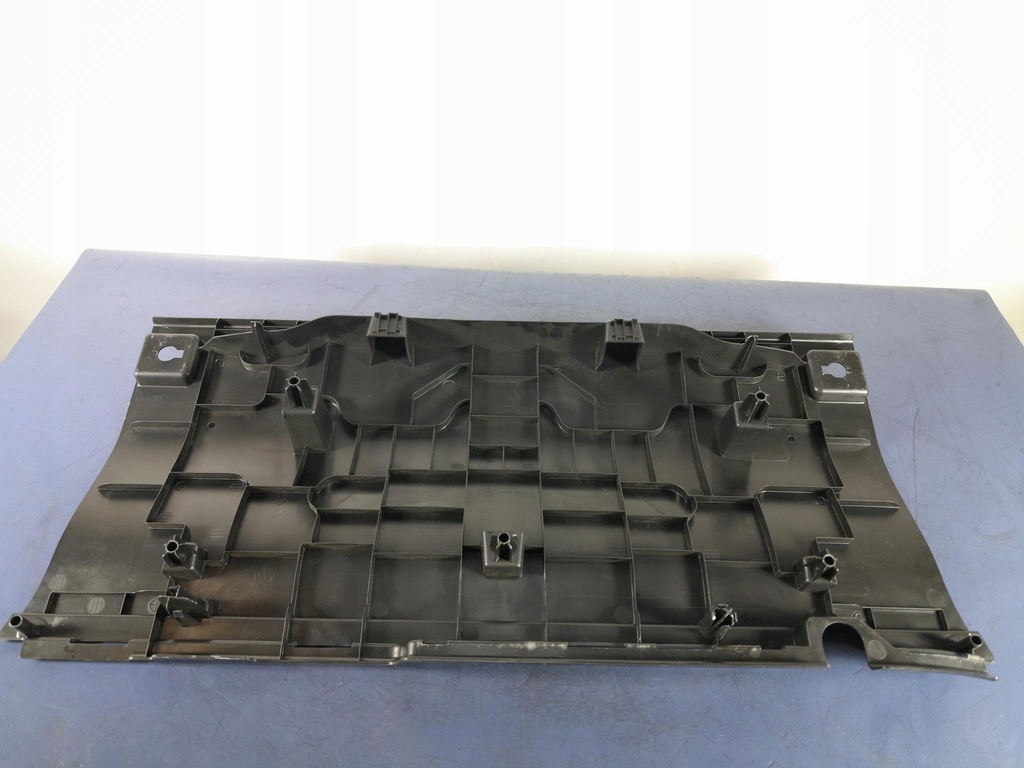 фото №4, Mercedes c43 w205 плита захист багажника