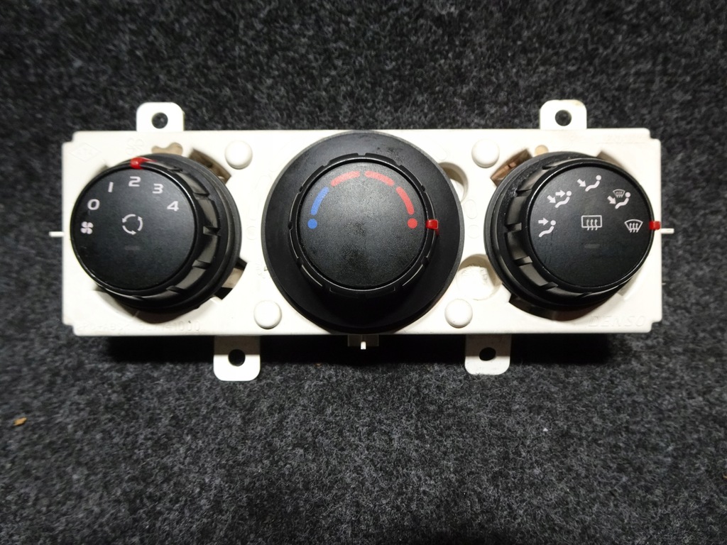 фото №1, Renault master iii панель кондиционера 275700007r