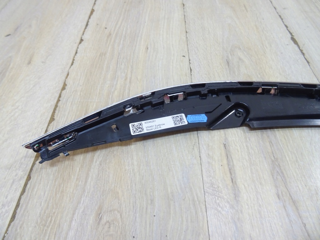 фото №7, Молдинг декоративна лампи pod фара права vw passat b8 3g0941120 llu