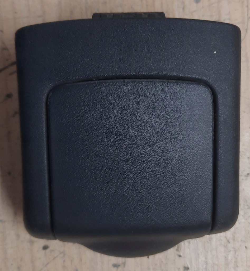 Купить Renault оригинальный номер 7700841075