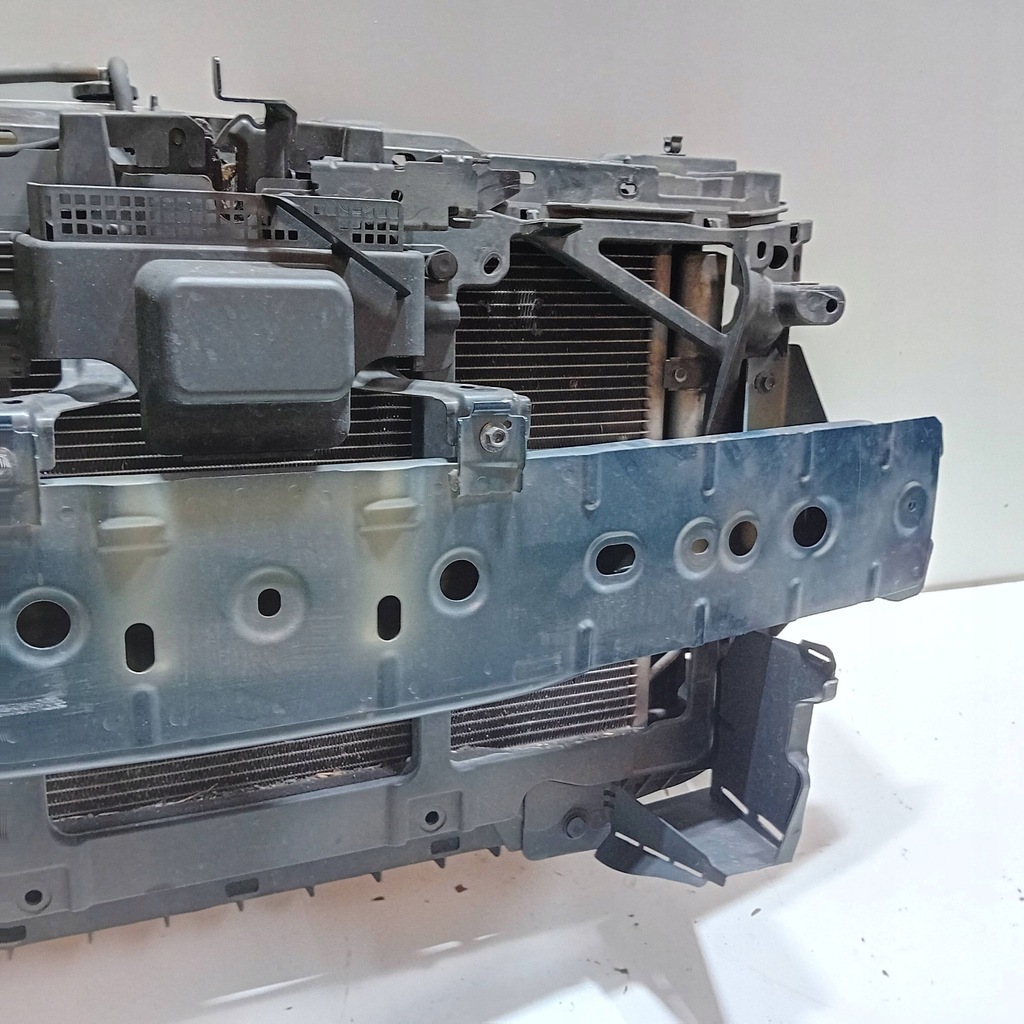 фото №16, Mazda 3 iii bm bn pas передний радиатор балка перед kompl