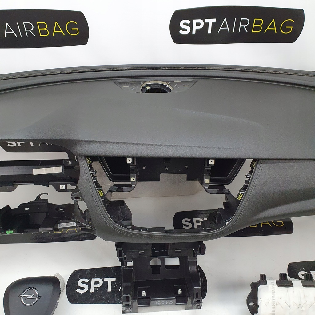 фото №3, Grandland приборная панель консоль подушки безопасности ремни подушка безопасности