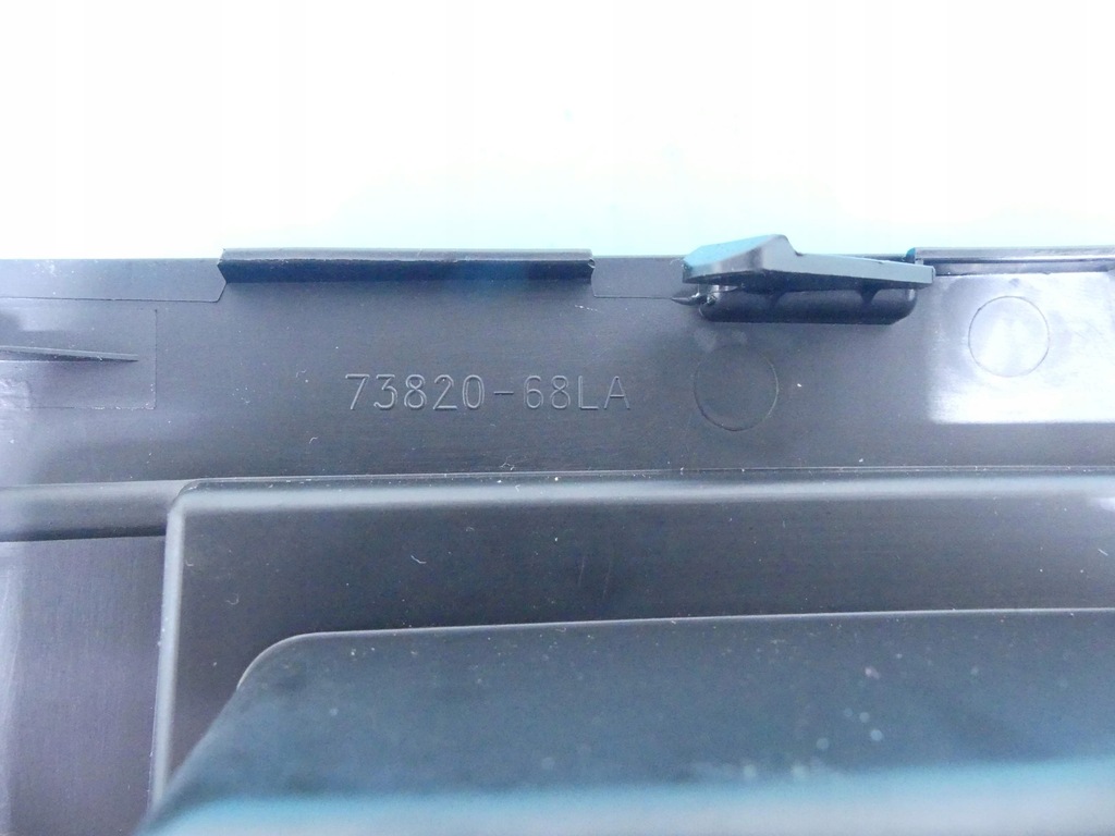 фото №8, Бардачок панели suzuki swift mk7 europa 16r