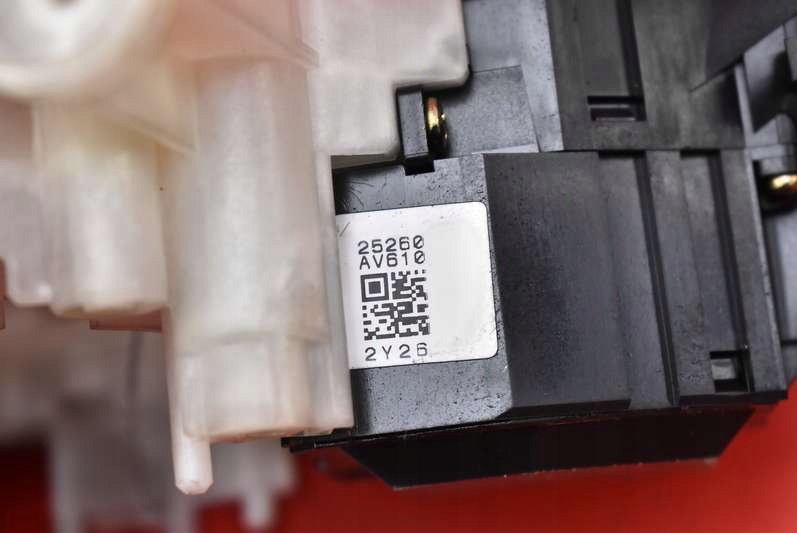 фото №10, Переключатель комбинированный подрулевой переключатель 25540av620 nissan primera p12 hb 01-08