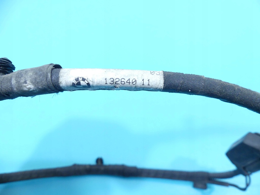 фото №10, Форсунки омывателя капот перед bmw 7 f01